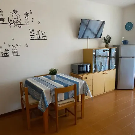 Casa Briciola - Fully Equipped, Garden And Pool Apartament
